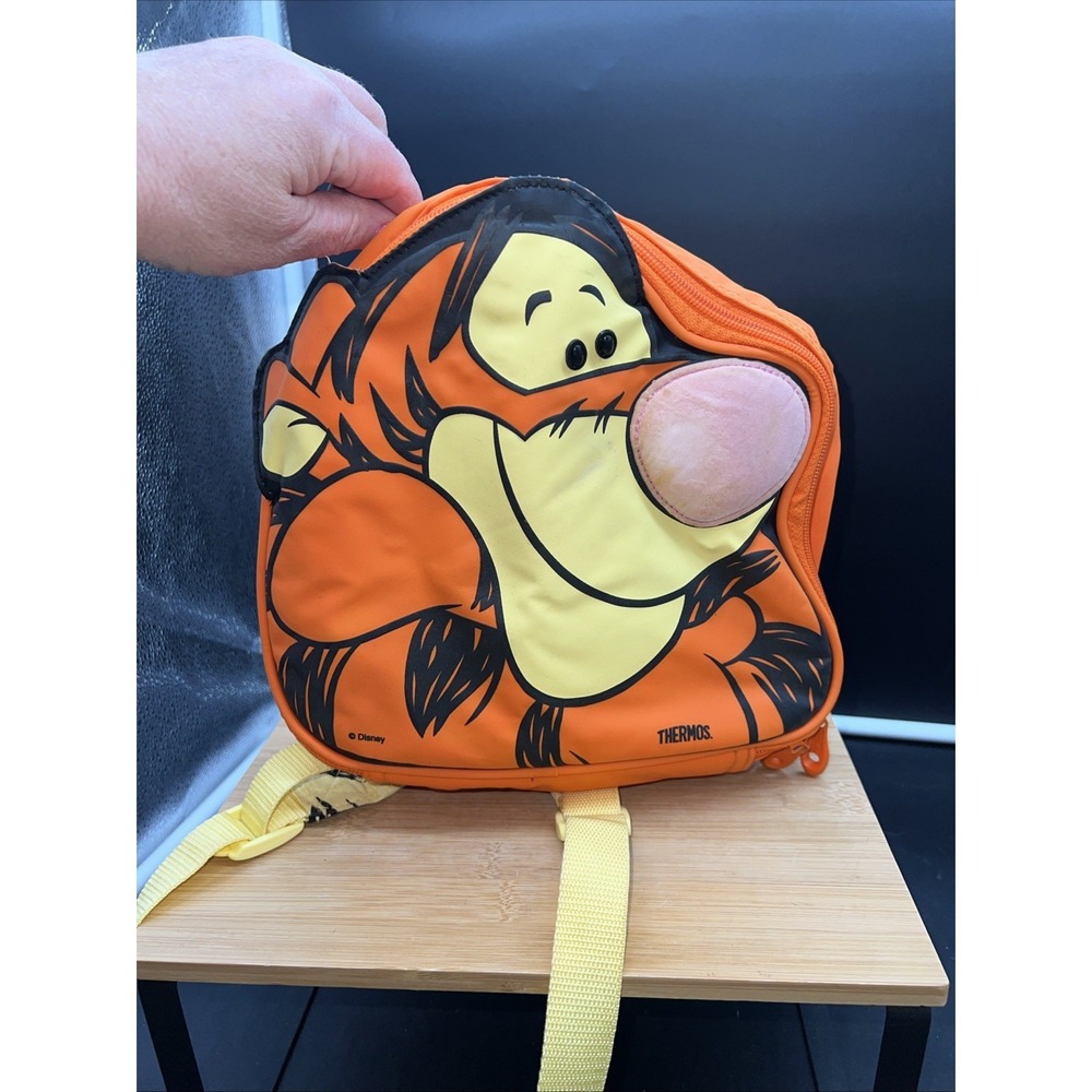 Vintage Thermos Brand Disney Tigger Small Vinyl Backpack Lunchbox  9" Tall